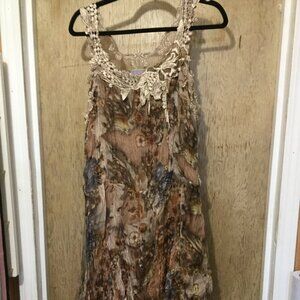 Pretty Angel dress sheer with lining and lace browns size large p to p 19.5